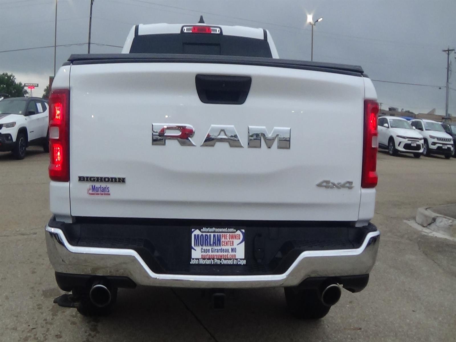 Used 2025 Bright White Clear Coat (pw7) RAM Big Horn image 7