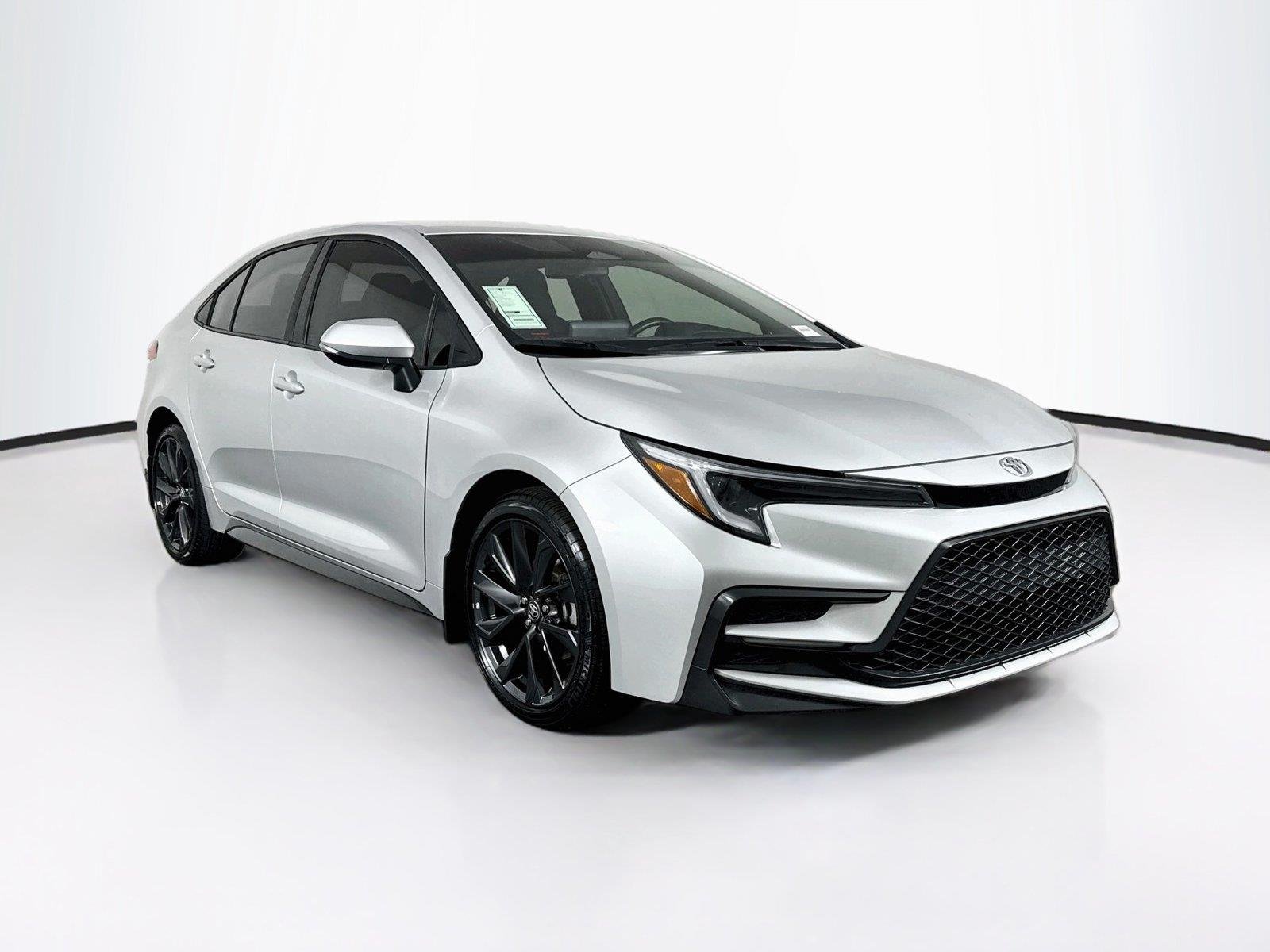 Certified Used 2025 Classic Silver Metallic Toyota SE image 9