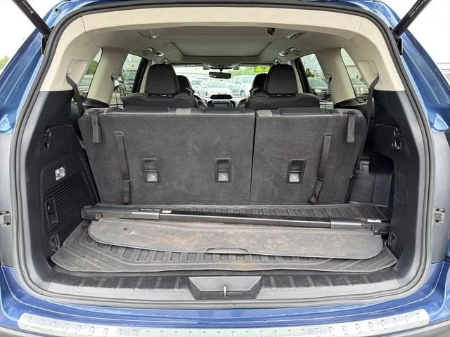 Used 2022 Blue Subaru Onyx Edition image 25