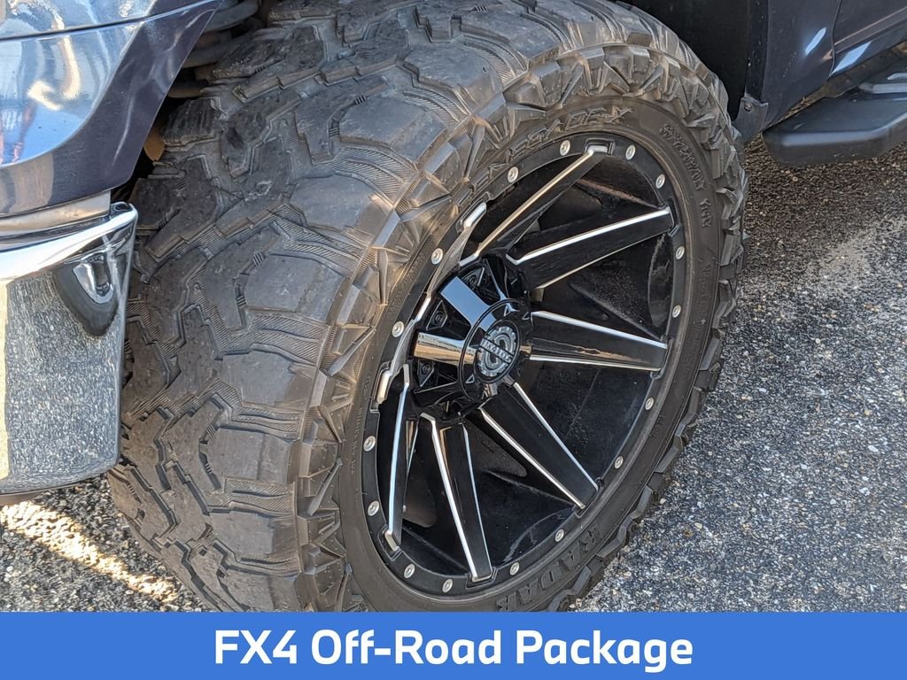 Used 2017 Blue Ford XLT image 7