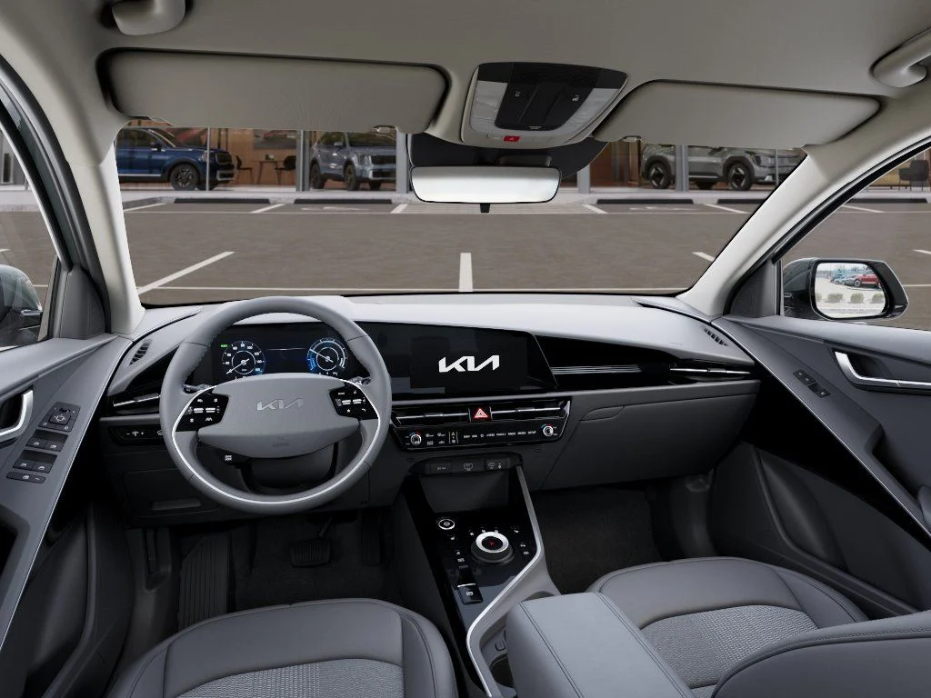 New 2026 Green Kia Wind image 14