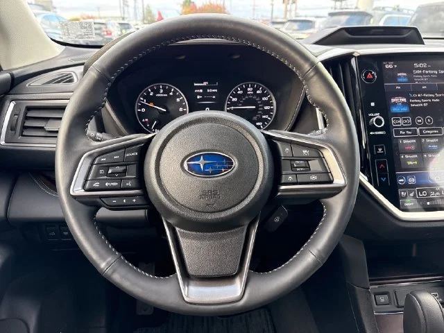 Used 2025 Ice Silver Metallic Subaru Touring image 19