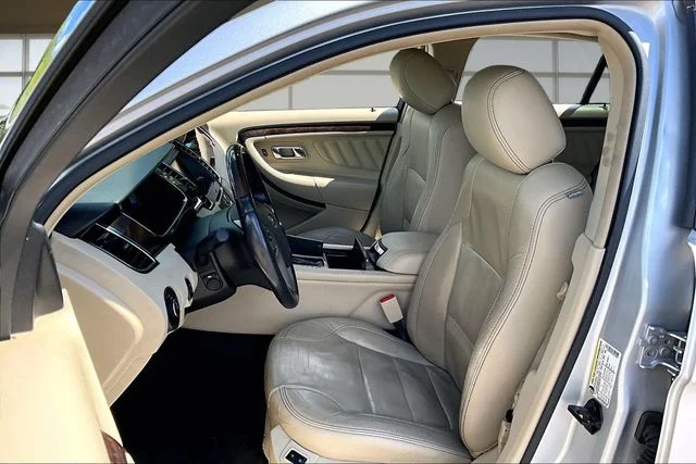 Used 2013 Silver Ford Limited image 24