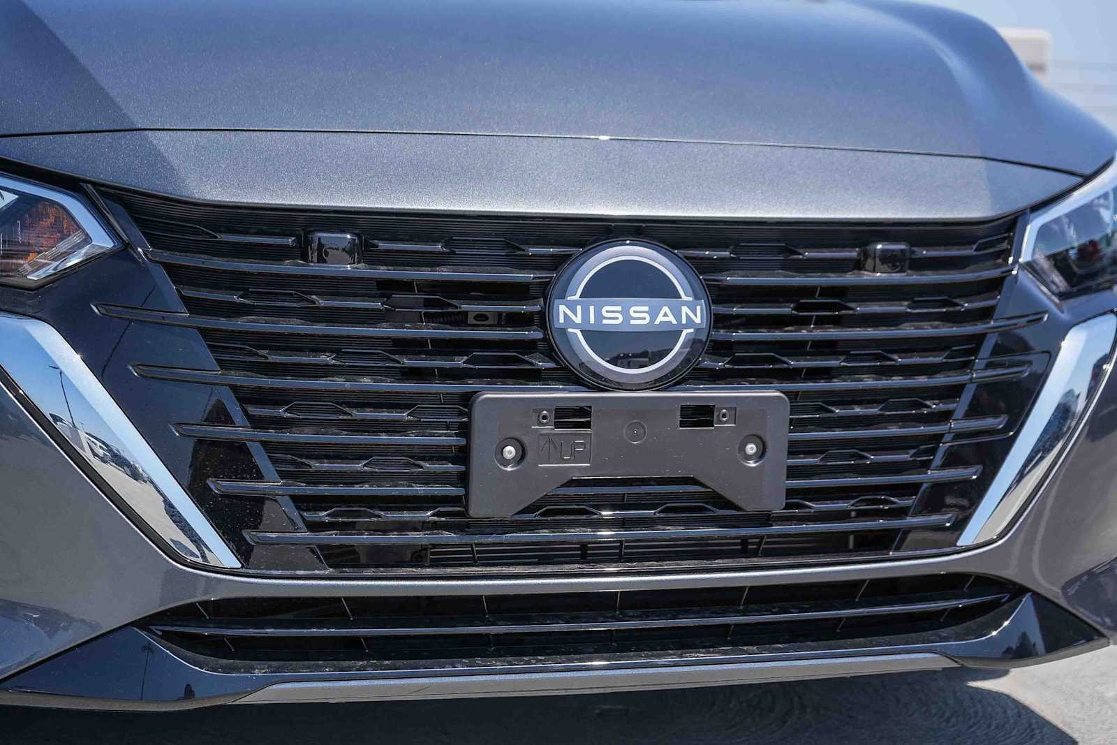 New 2025 Gun Metallic Nissan S image 5