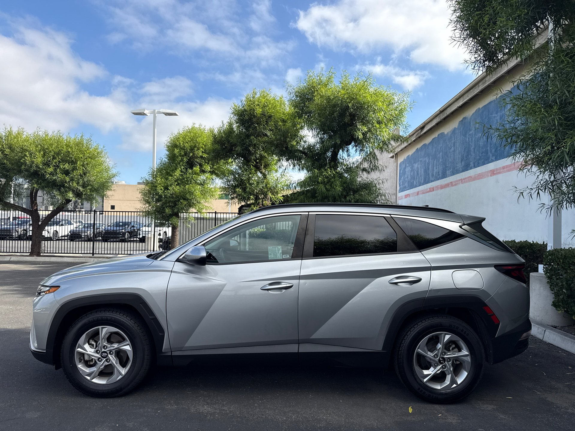Used 2024 Shimmering Silver Hyundai SEL image 4