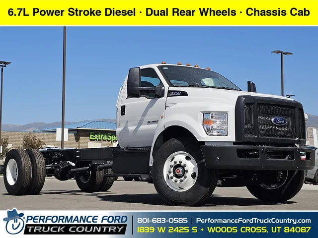 2025 Ford F-750SD Base