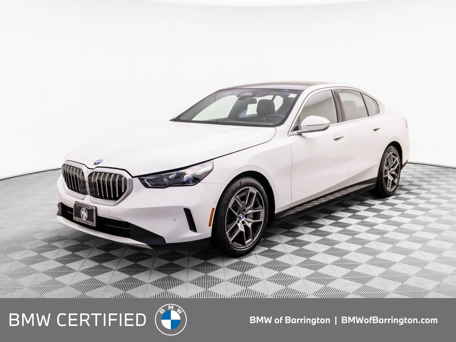 2024 BMW i5