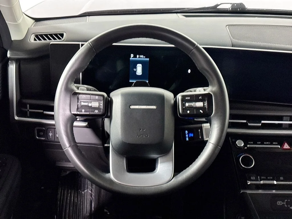 Used 2025 Red Hyundai SEL image 13