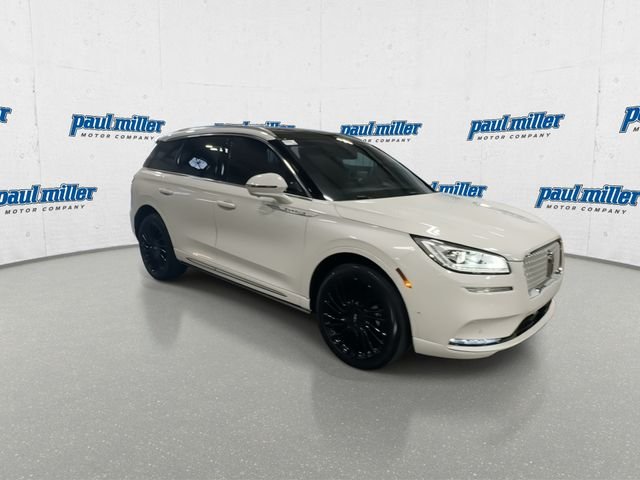 Used 2022 White Lincoln Reserve image 13