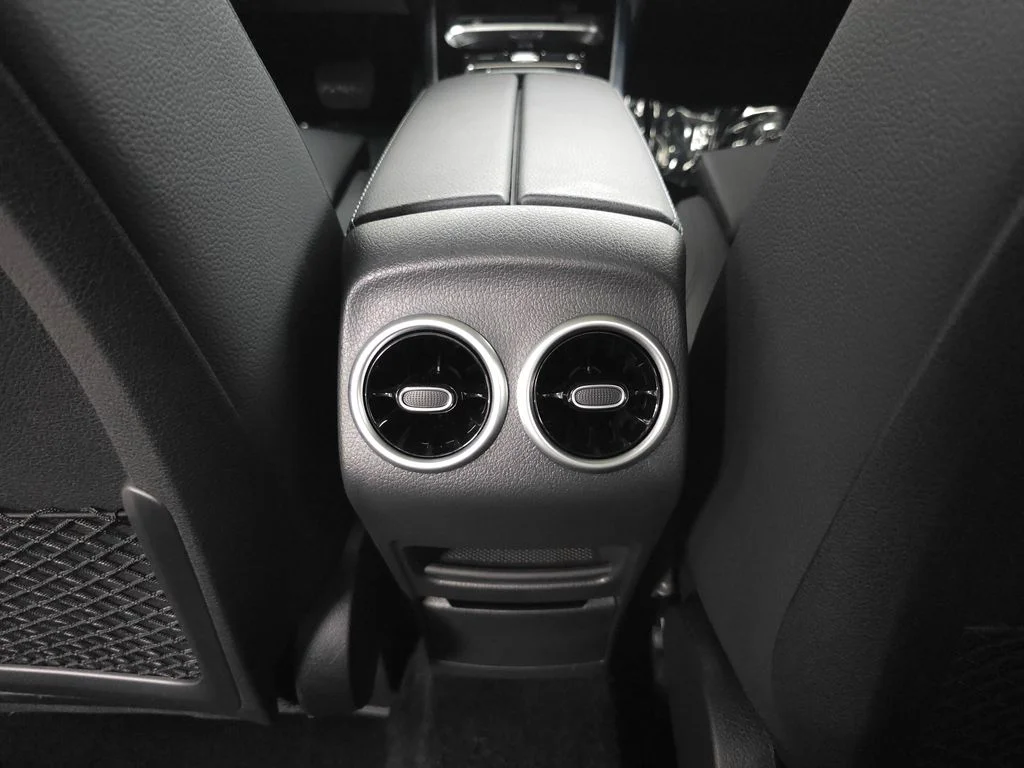Certified Used 2026  Mercedes-Benz GLB 250 image 26
