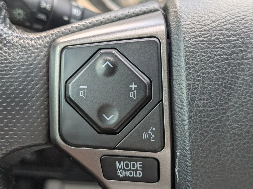 Used 2019 Black Toyota SR5 image 46