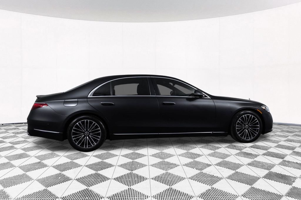 Used 2022 Black Mercedes-Benz S 580 image 15