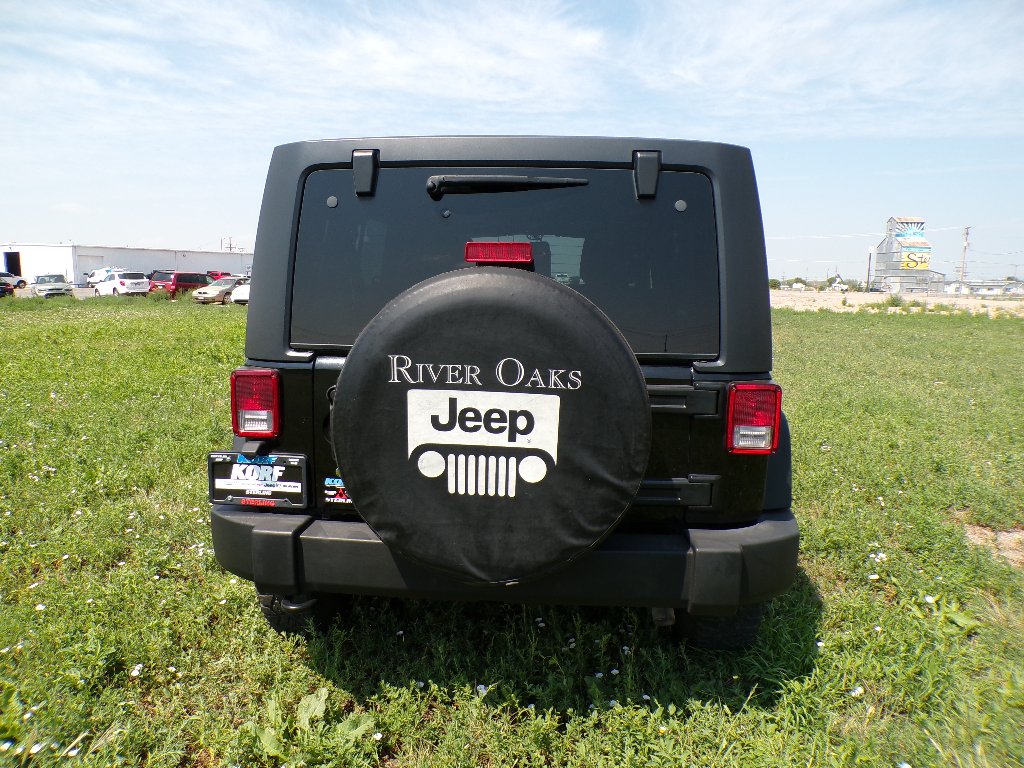 Used 2016 Black Clearcoat Jeep Sport image 6