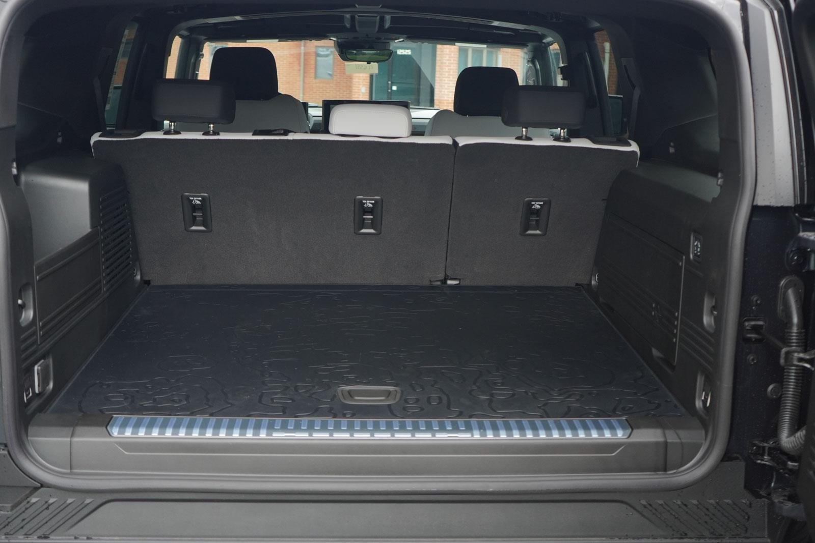 New 2025 Graphite Blue Metallic GMC 2X image 31