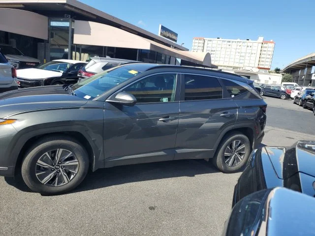 Used 2024 Gray Hyundai Blue image 2
