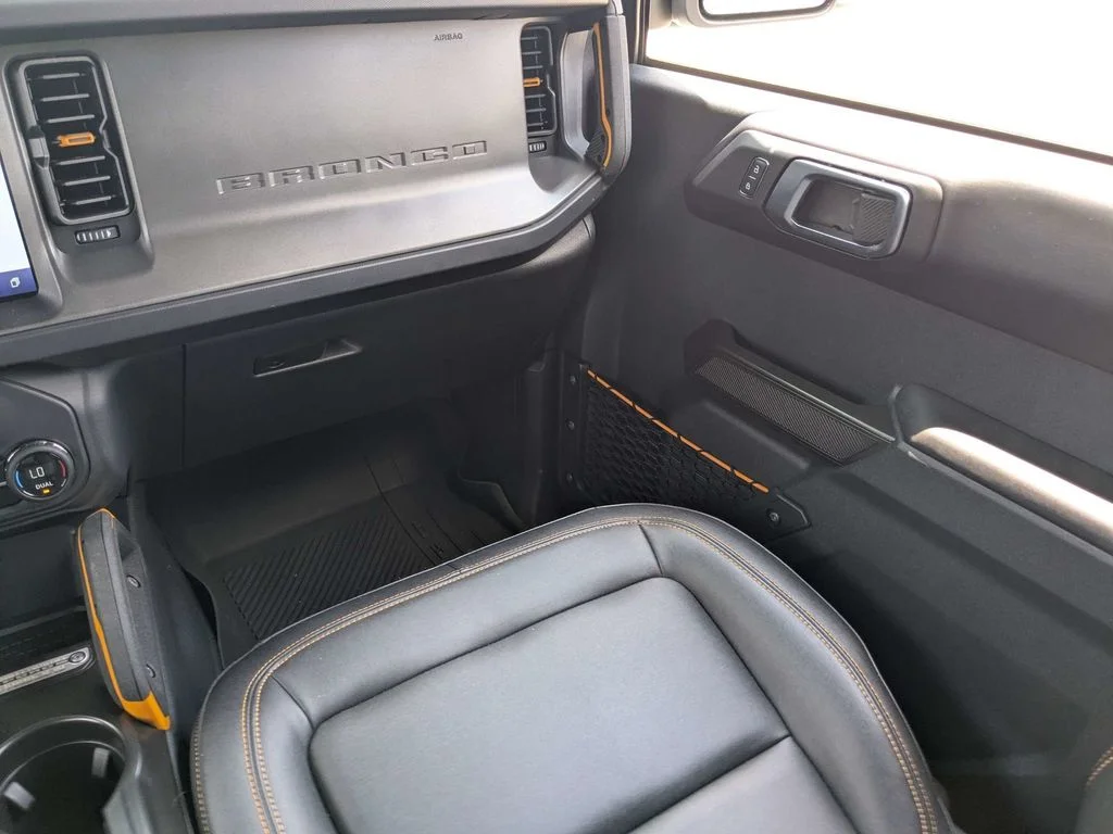 Used 2024 Gray Ford Badlands image 17