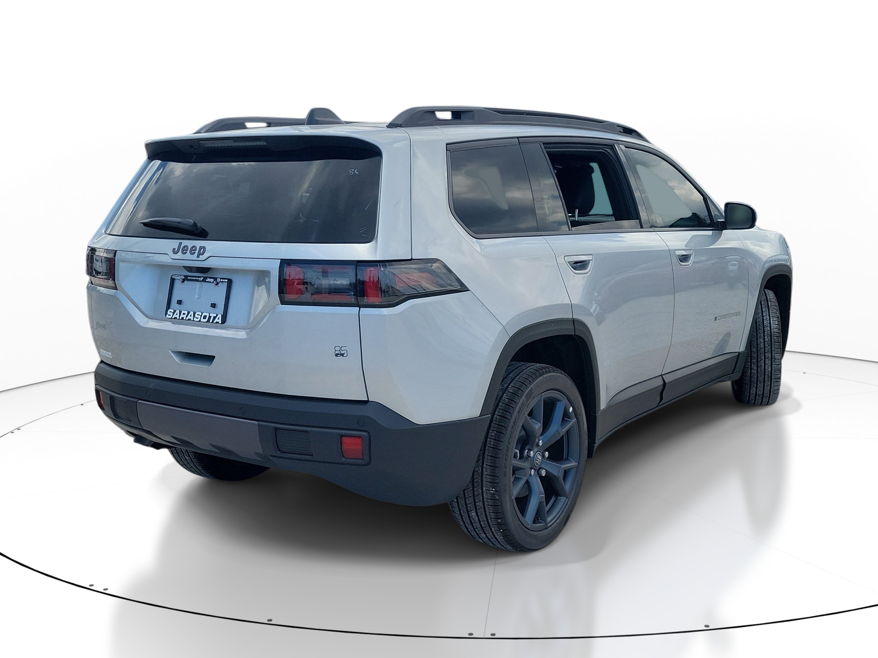 New 2026 Silver Zynith Clear-Coat Exterior Paint Jeep 85th Anniversary image 6