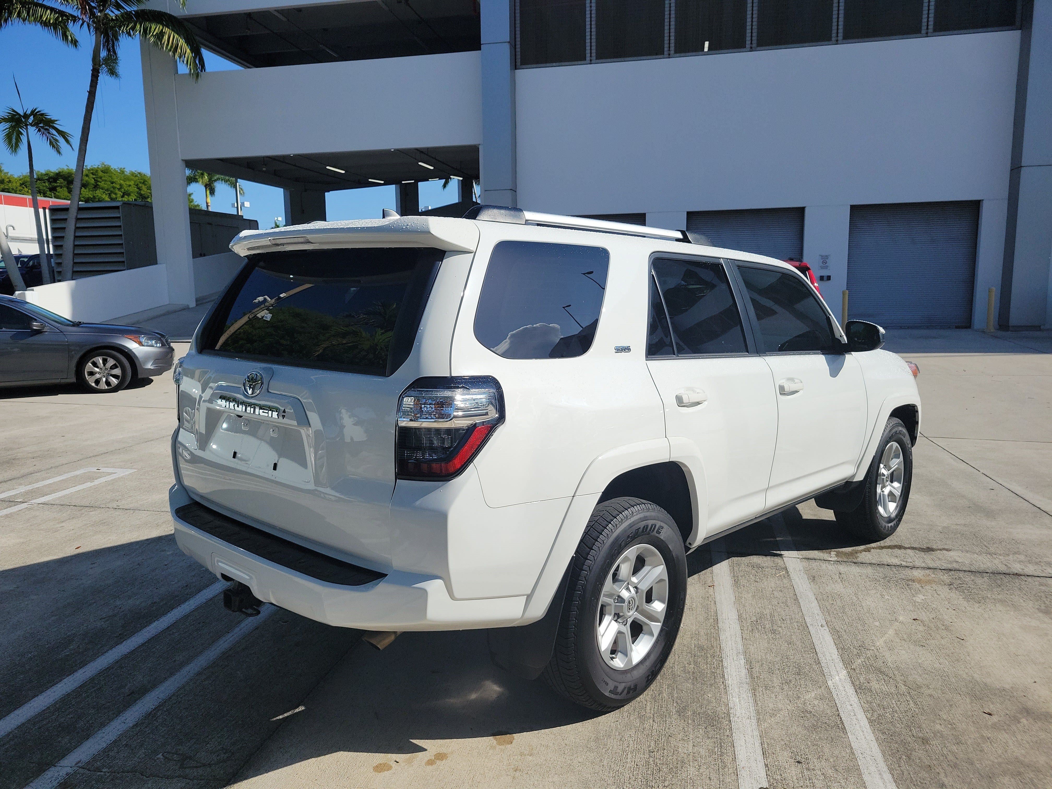 Used 2024 Ice Toyota SR5 image 7