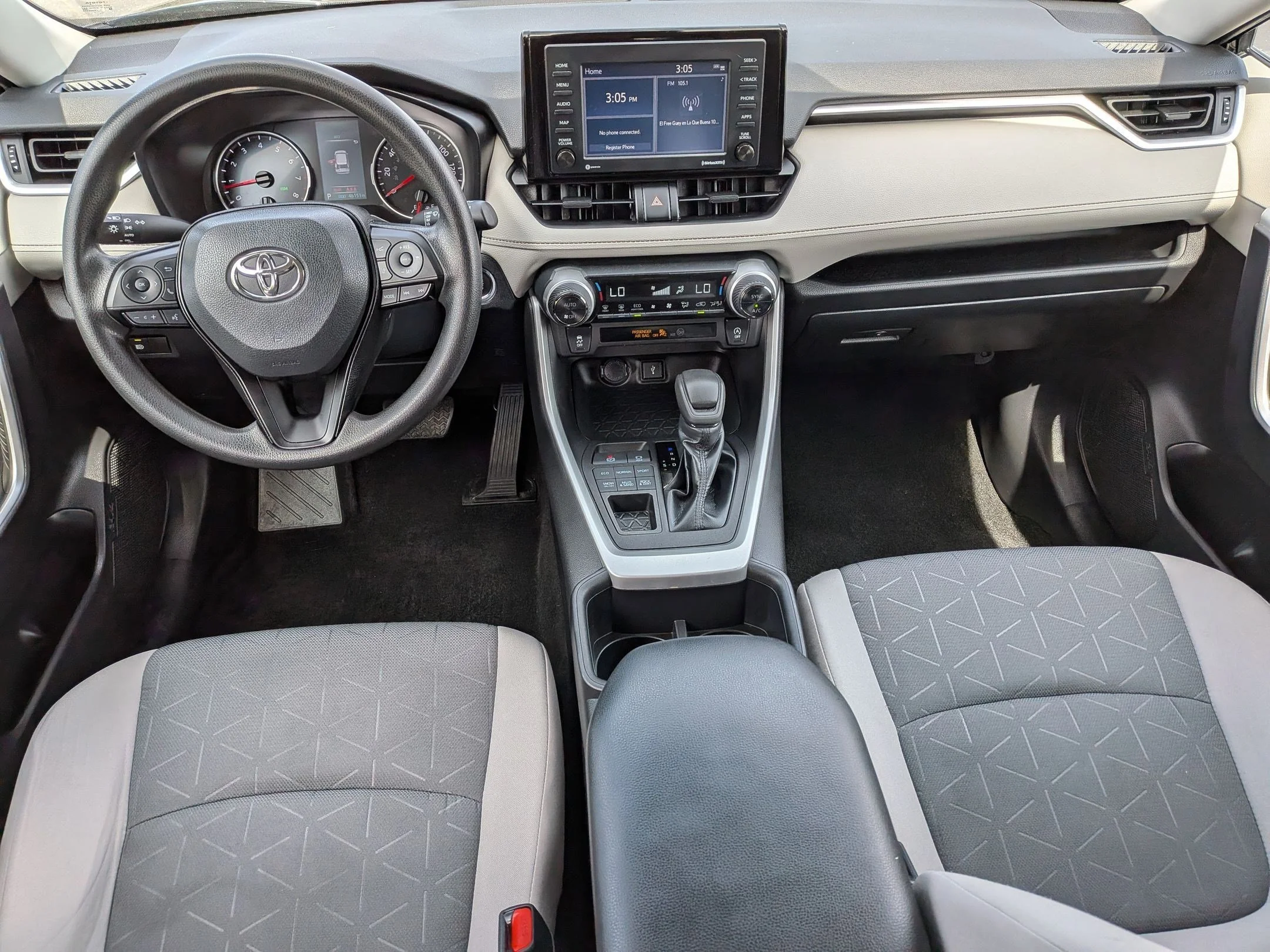 Used 2022 Midnight Black Metallic Toyota XLE image 19