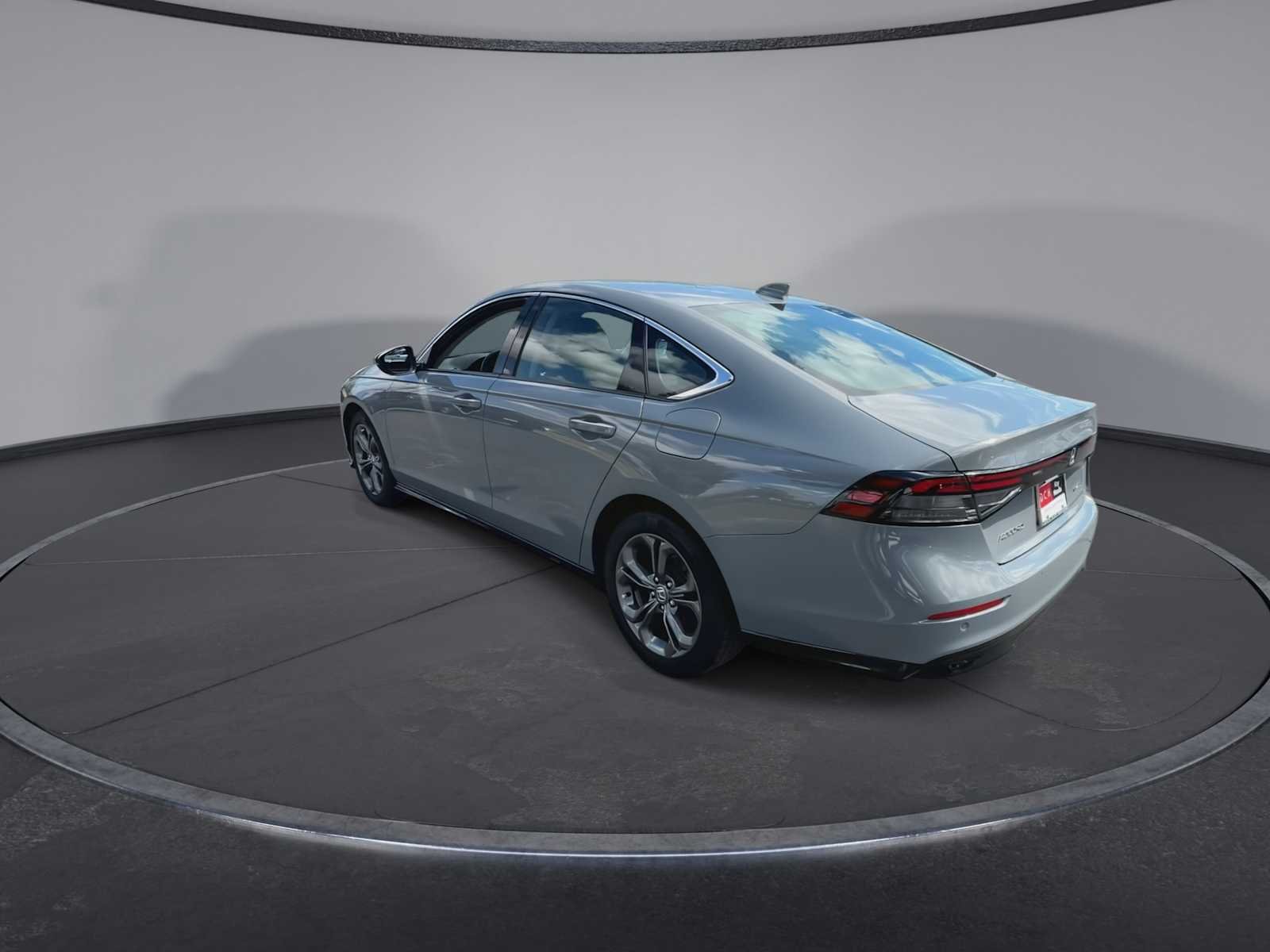 2023 Honda Accord Hybrid EX-L - Photo 6