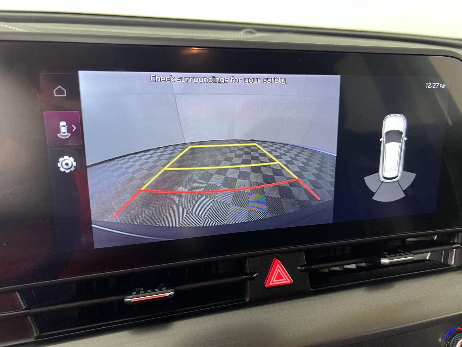 Used 2024 Everlasting Silver Kia EX image 18