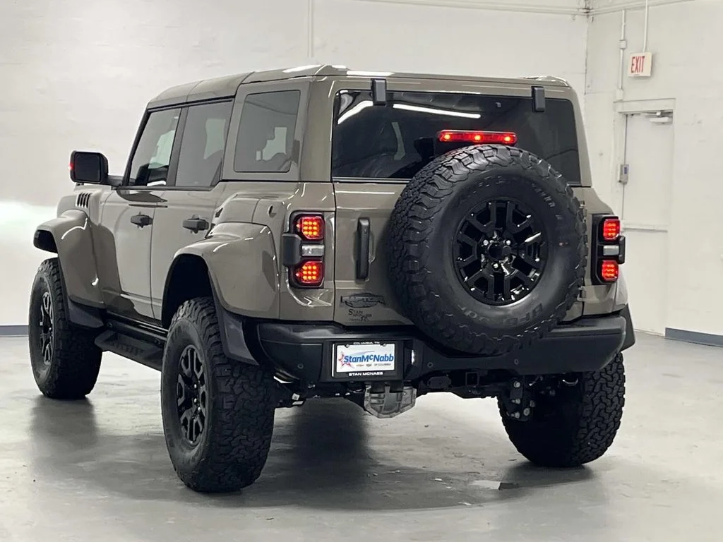 Used 2025 Marsh Gray Ford Raptor 4X4 3.0 TWIN TURBO 1 OWNER image 6