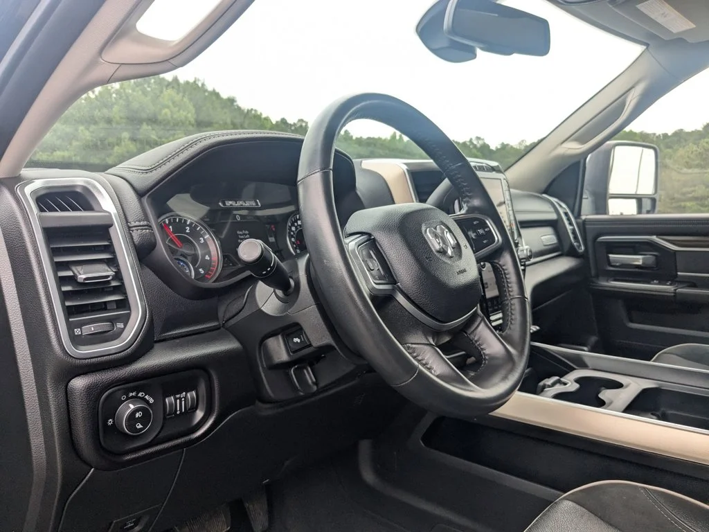 Used 2023 Diamond Black Crystal Pearlcoat Ram Laramie image 13