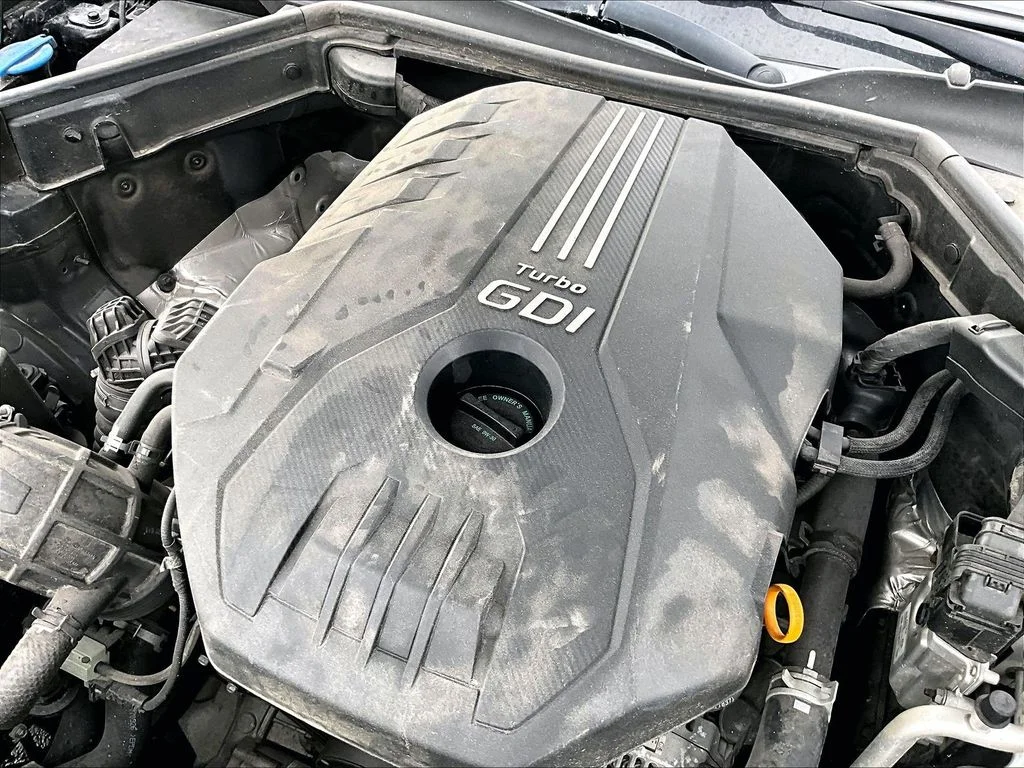 Used 2018 Black Kia Premium image 33