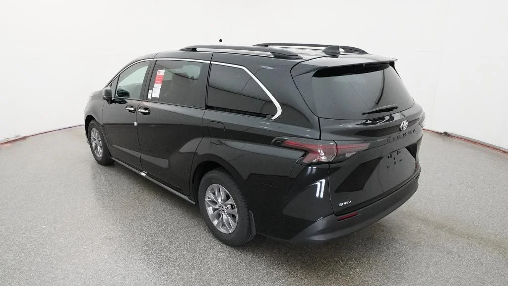 New 2026 Midnight Black Metallic Toyota XLE image 11