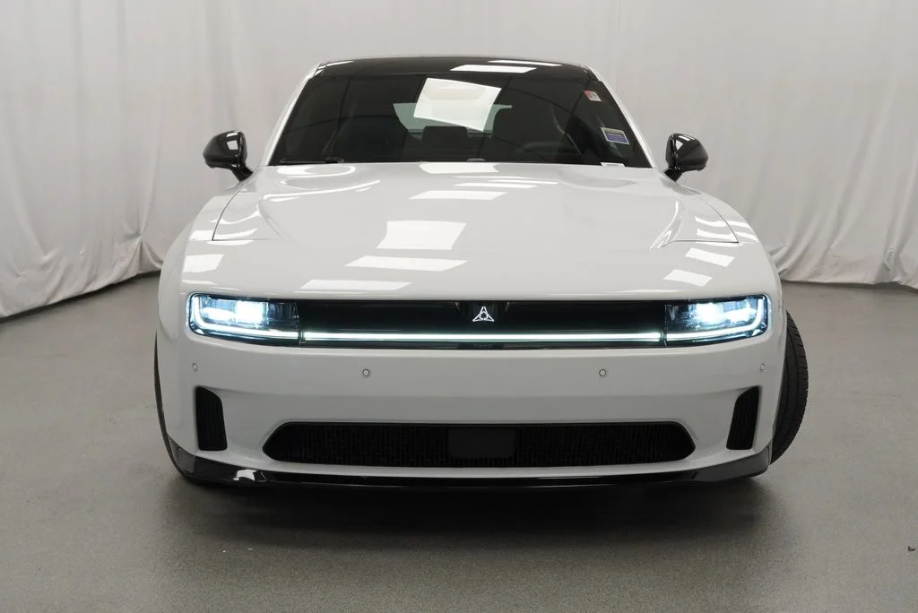 Used 2024 White Dodge R/T Scat Pack Track Pack image 8
