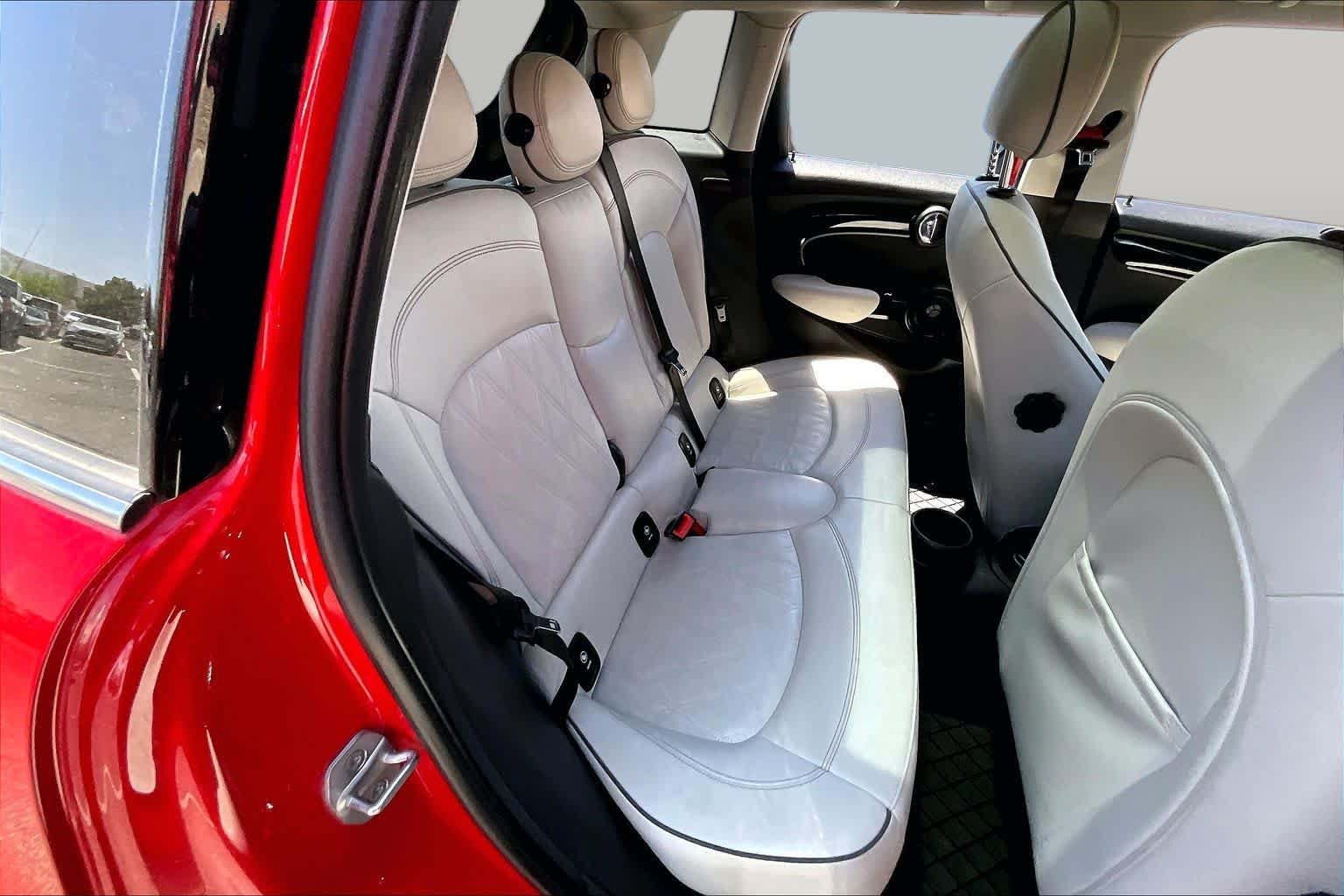 Used 2023 Chili Red MINI Cooper S image 19