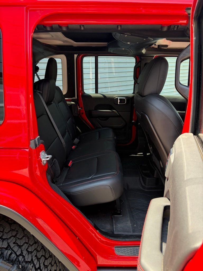 Used 2025 Firecracker Red Clearcoat Jeep Rubicon X image 13