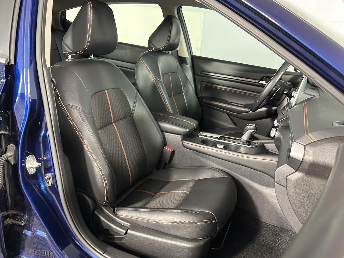 Used 2021 Deep Blue Pearl Nissan 2.5 SR image 26