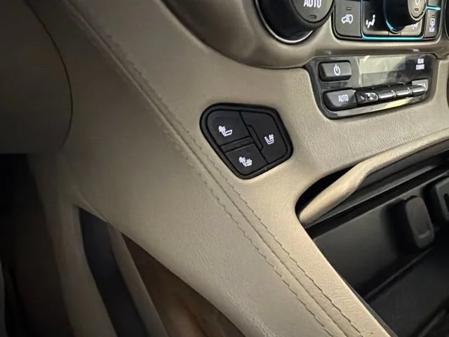 Used 2020 SUMMIT WHITE GMC Denali image 30