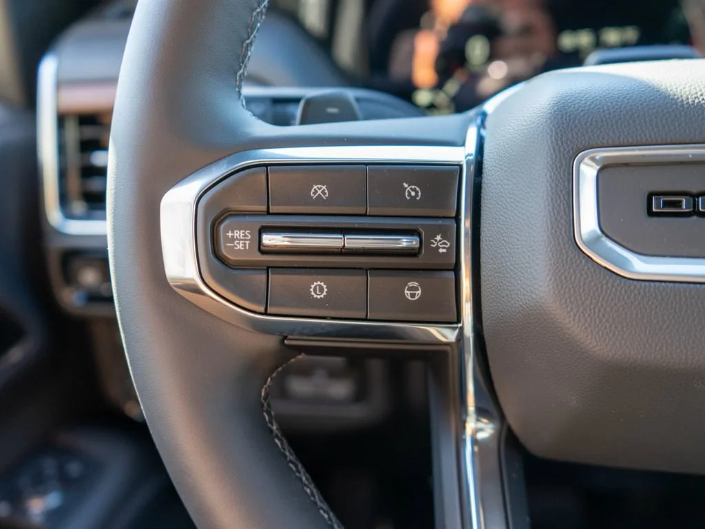2026 GMC Yukon XL Denali - Photo 25