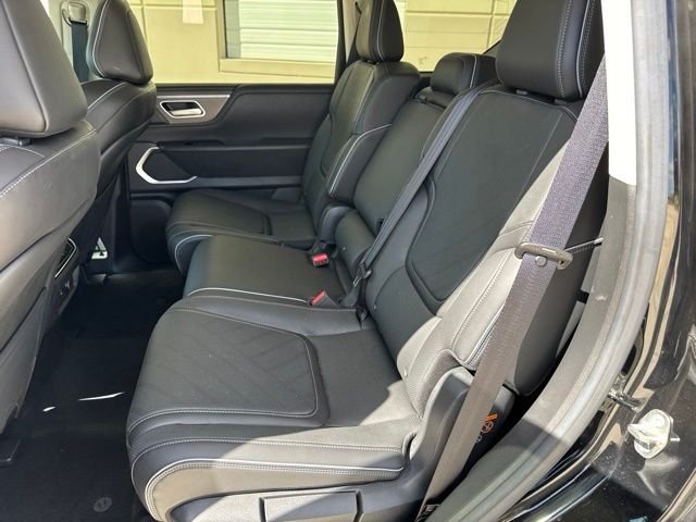 Used 2025 Black INFINITI LUXE image 9