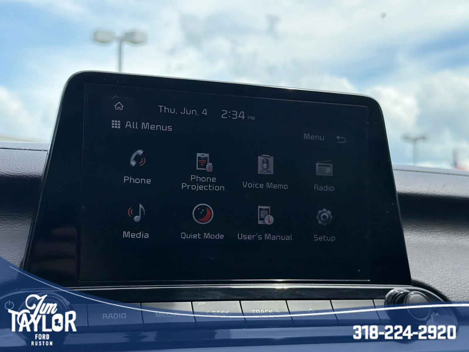 Used 2023 Snow White Pearl Kia LXS image 23