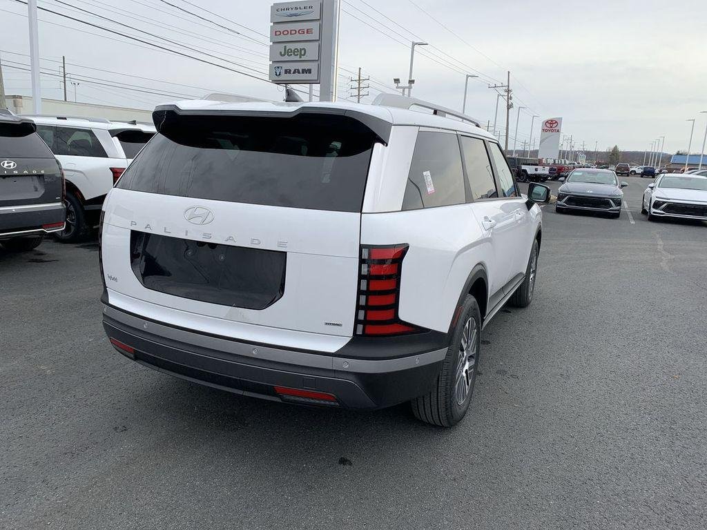 New 2026 White Hyundai SEL Premium 7P image 8