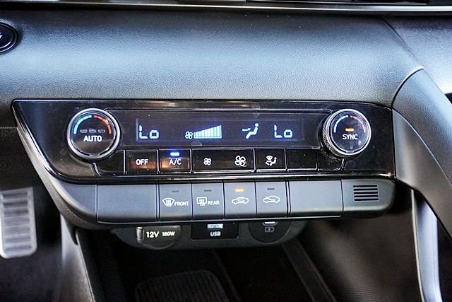 Certified Used 2026 White Hyundai SEL Sport image 25