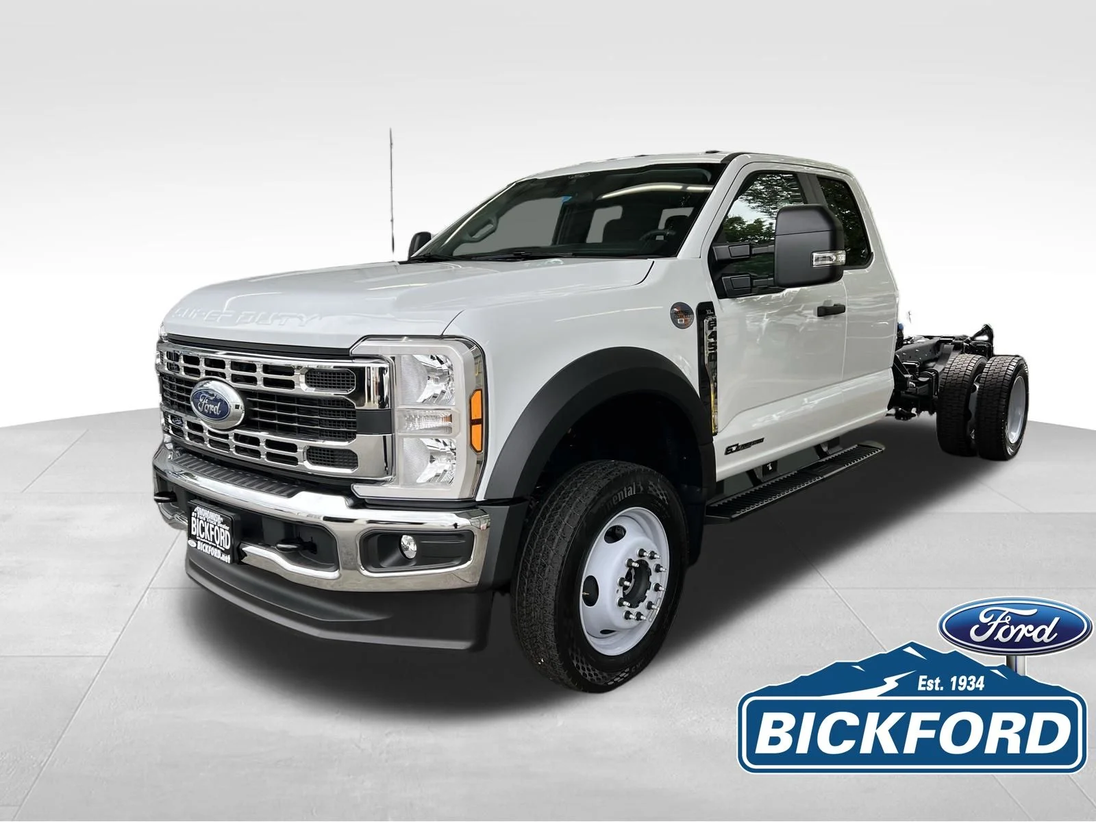 2025 Ford F-450 XL 4x4 SuperCab 192-In DRW's photo