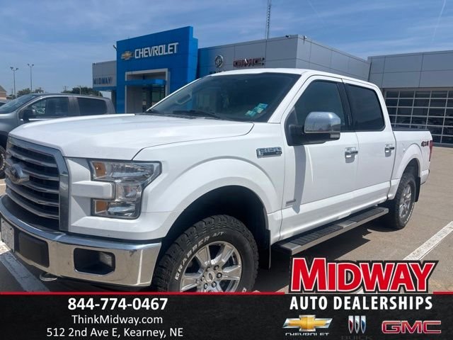 Used 2017 White Ford XLT image 1