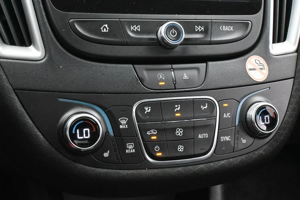 Used 2024 Sterling Gray Metallic Chevrolet LT image 19