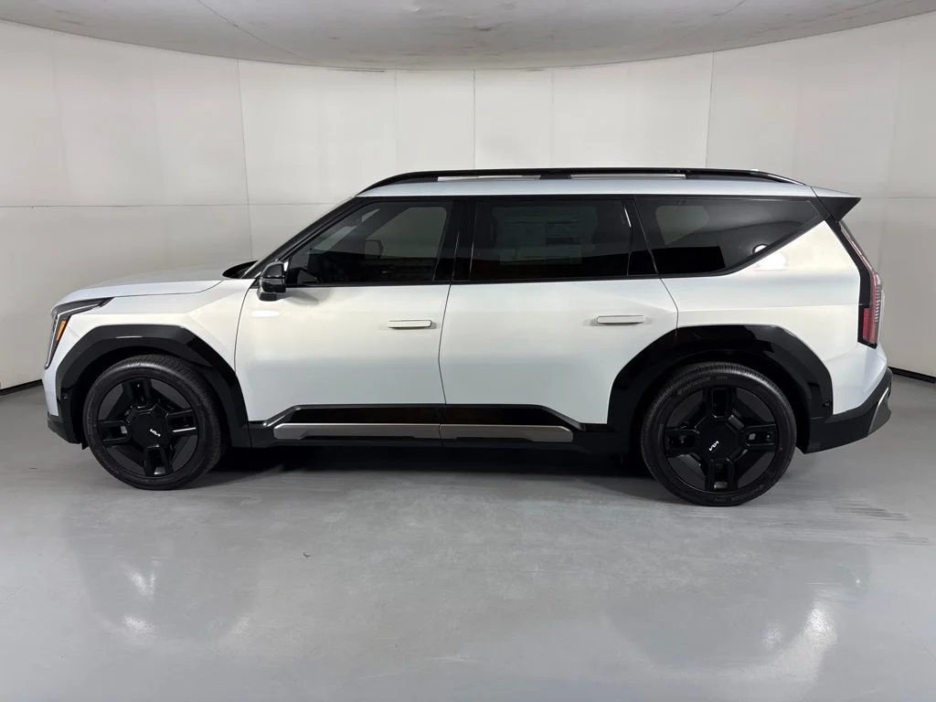 New 2026 Ivory Silver Kia GT-Line AWD image 5