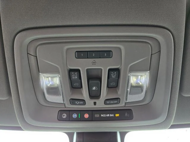 Used 2023 Black GMC Denali image 27