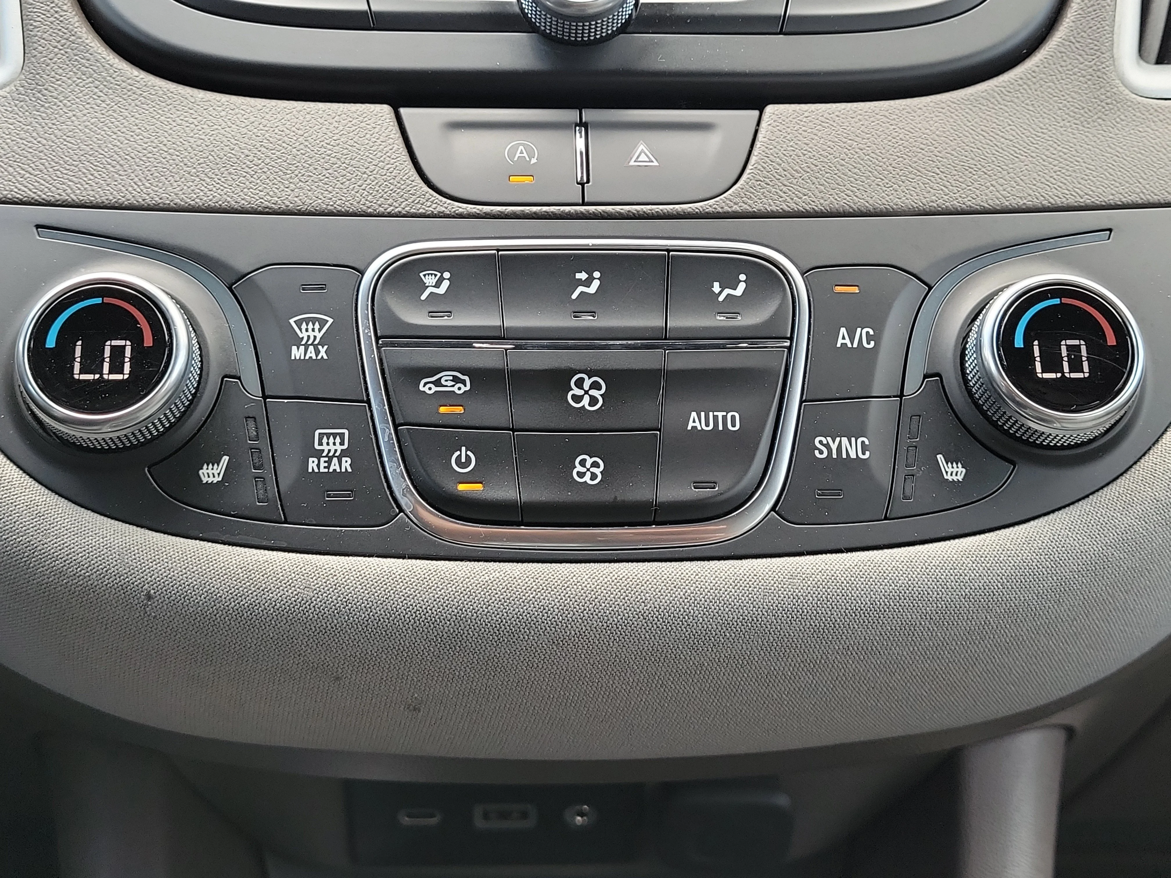 Used 2024 Sterling Gray Metallic Chevrolet LT image 27