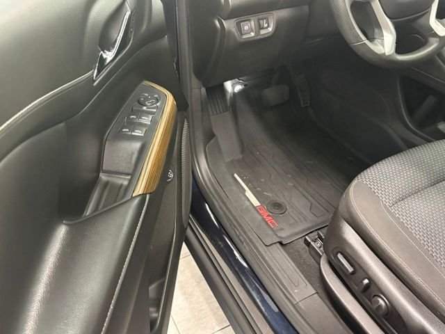 Used 2021 Blue GMC SLE image 13