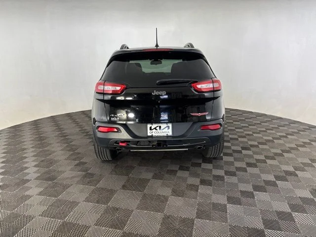 Used 2017 Black Jeep Trailhawk image 8