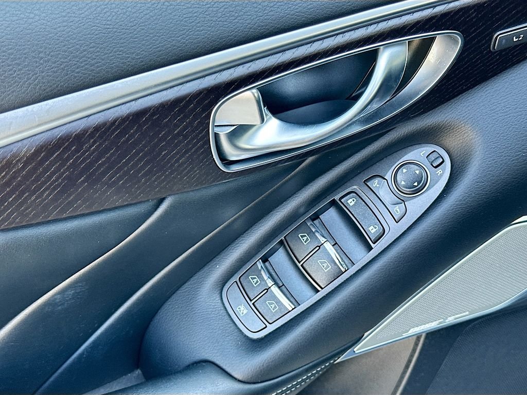 Used 2021 Blue INFINITI 3.0t SENSORY image 18