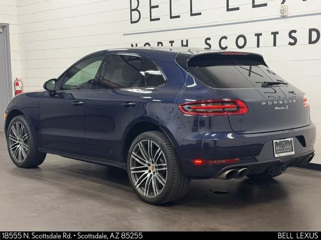Used 2017  Porsche S image 7