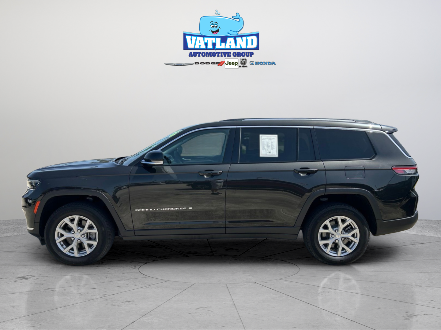 Used 2023 Gray Jeep Limited image 2